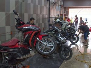 Mở tiệm rửa xe máy cần bao nhiêu vốn