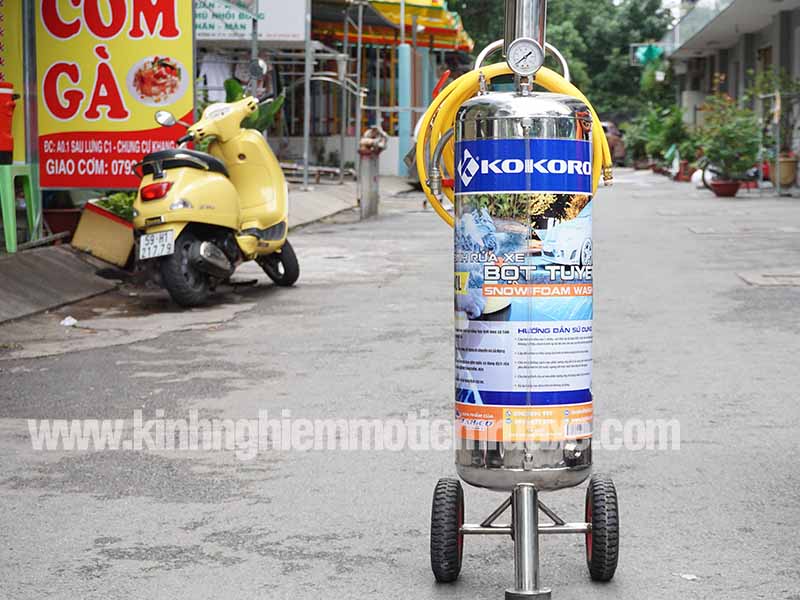 dung-cu-mo-tiem-rua-xe-2